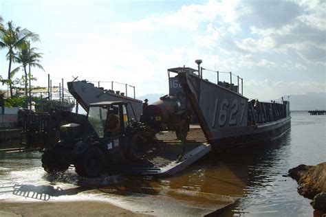 Us Navy Usn Sailors Assigned To Beach Master Unit 1 Bmu 1 Detachment Western Pacific