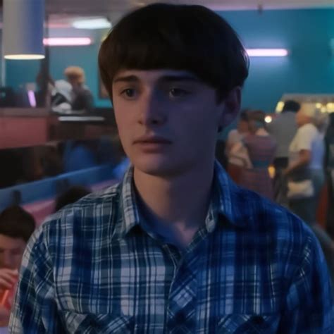 Noah Schnapp As Will Byers In Stranger Things Season 4 Stranger Things Tv Will Byers