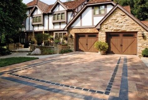 Paver Driveway By Unilock With Umbriano And Courtstone Photos