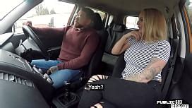 Sexy Milf Jerking In The Car XNXX