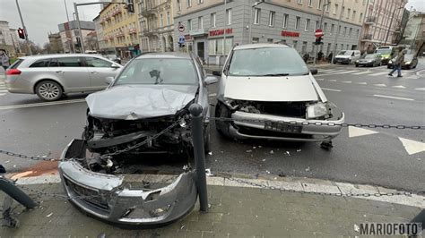 Zderzenie Volkswagena I Opla W Centrum Opola Opowiecie Info