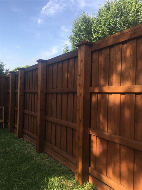 Privacy Fence Companies Plano | 8 ft Tall Board on Board Wood Fences