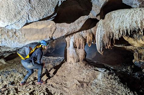 New Untouched Caves Discovered In Central Vietnam Tuoi Tre News