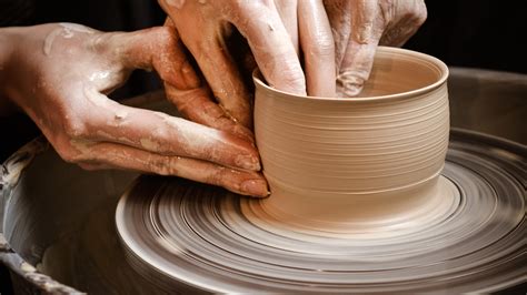 La Curieuse Fr N Sie Autour De La Poterie