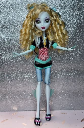 Monster High First Wave Lagoona Doll W FINS GOLD ELASTIC Restyled