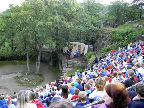 Das Harzer Bergtheater Und Der Hexentanzplatz Harz Urlaub De Finde