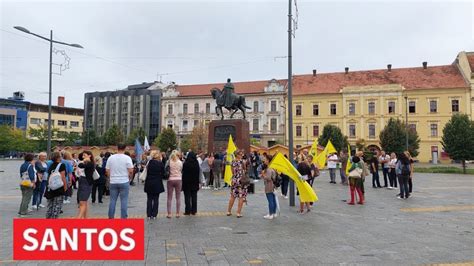 PROTEST PROSVETNIH RADNIKA U ZRENJANINU YouTube