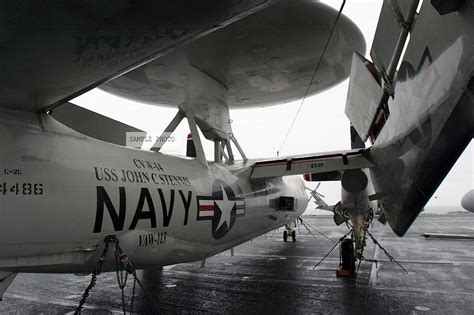 Amazon Photo A Us Navy Usn E C Hawkeye Awacs Aircraft Sits