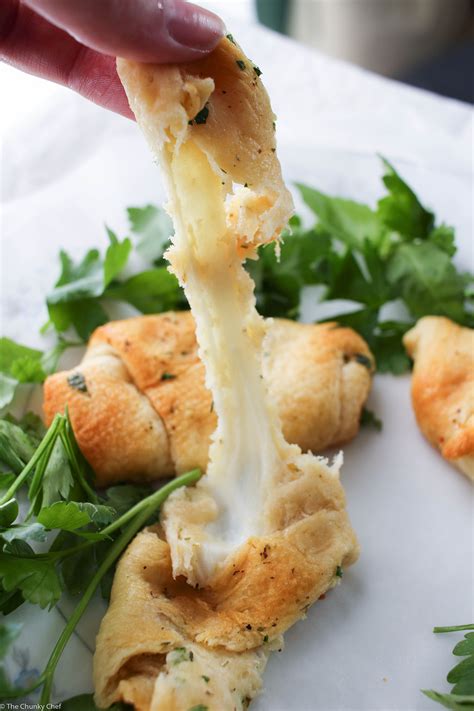 Garlic And Herb Cheese Stuffed Crescent Rolls The Chunky Chef