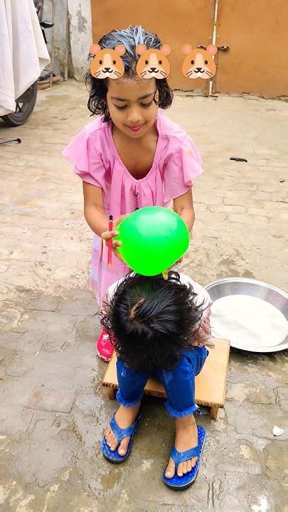 Balloon Popping 🎈🎈 Natkhat Ayesha 🥰😻 Shorts Viral Funny Subscribe 👍👍