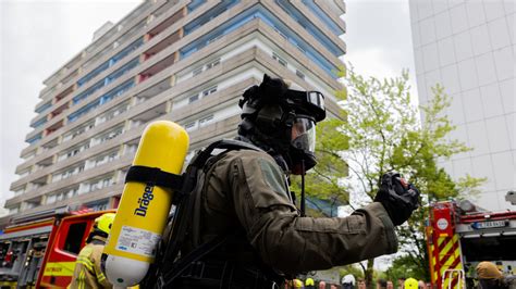 Verletzte Bei Explosion Einsatz An Hochhaus In Ratingen