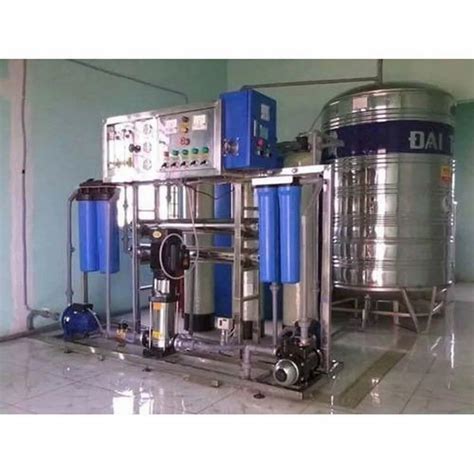 FRP Stainless Steel 2000 LPH Industrial Reverse Osmosis Plant At Rs