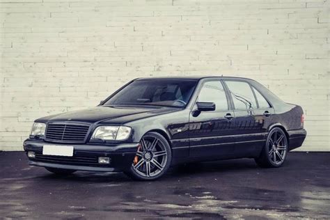 Мерседес W140 S600 V12 фото