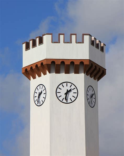 Images Gratuites Architecture Structure Ciel Blanc L Horloge