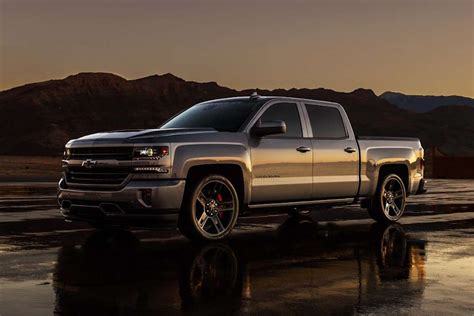 Chevy Unveils 2018 Silverado High Performance A Corvette Inspired Sport Truck