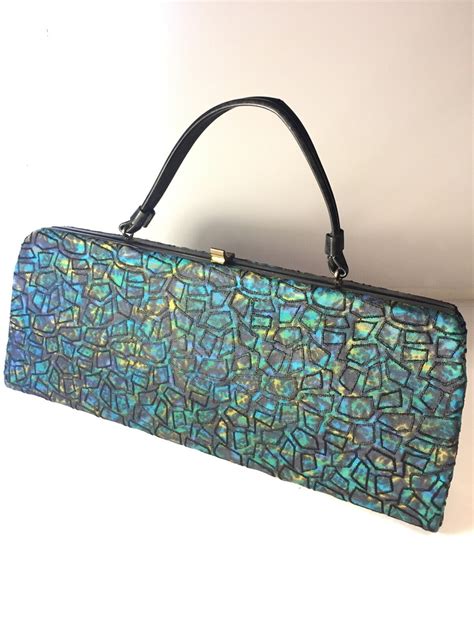 Bettors flock to the races at aqueduct today for a huge purse 36