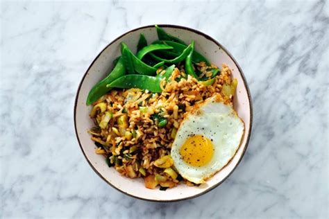 Nasi Met Witte Kool En Een Gebakken Ei Recept Allerhande Albert