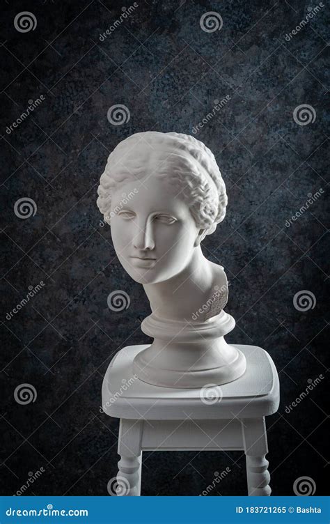 Gypsum Copy Of Ancient White Statue Of Bust Of Venus On Chair With