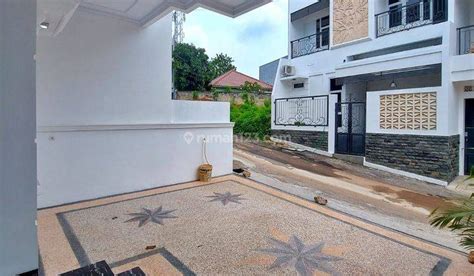 Rumah Dengan Kolam Renang Dijual Di Ciganjur Jakarta Selatan Terbaru