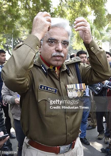 Bhim Sain Bassi Takes Over As Delhi Police Commissioner Photos And