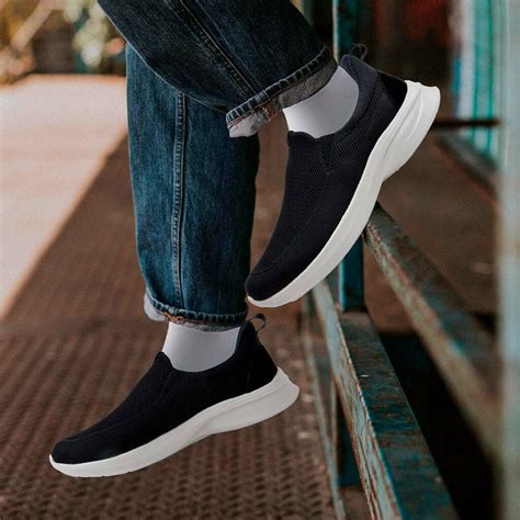 Canles - Walk the Talk: How Men’s Slip-On Shoes Are Redefining Casual Footwear