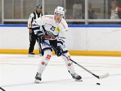 News Aus Dem Eishockey Davos Schneeberger Nach Autounfall Im Spital