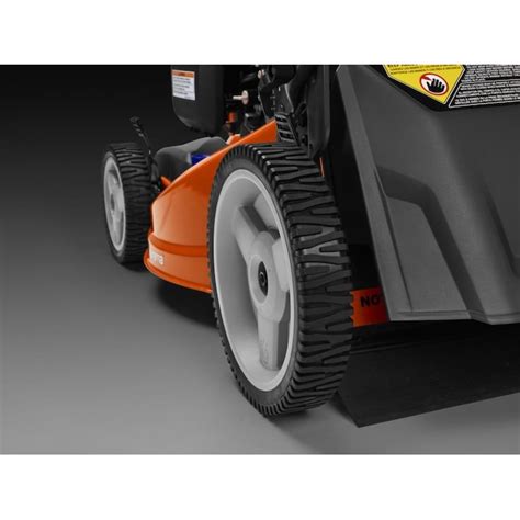 Husqvarna Lc221rh 160 Cc 21 In Self Propelled Gas Lawn Mower With Honda