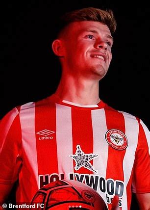 Keane Lewis Potter Signs For Brentford On A Six Year Deal From Hull For