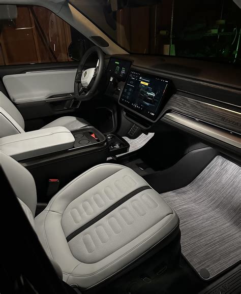 Interior is damn near perfect : r/Rivian