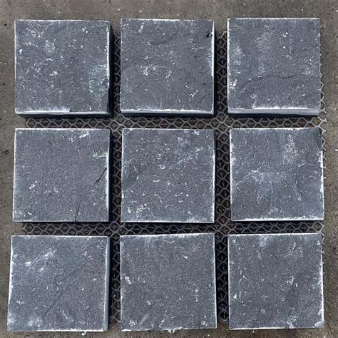 Natural Split Black Basalt Mesh Paving Stone