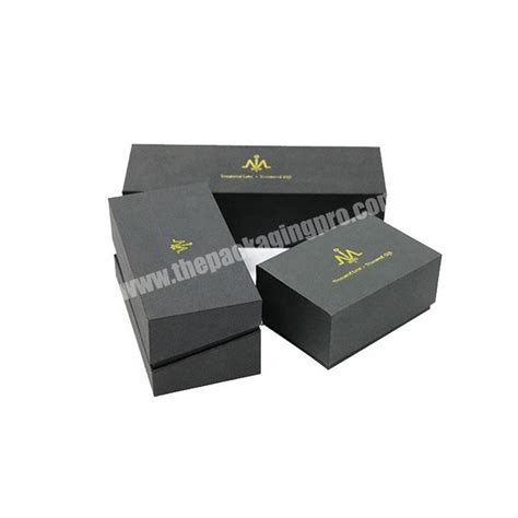 Luxury Customized Hot Stamping Logo Black Rigid Cardboard Packaging