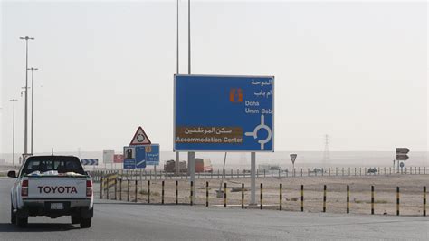 Qatar-Saudi border reopens after thaw