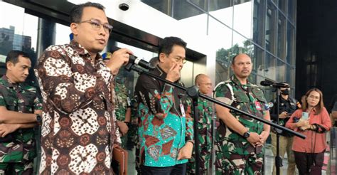 Mengaku Khilaf Soal Kasus Suap Basarnas Kpk Minta Maaf Ke Tni