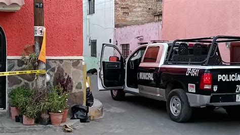 Localizan A Un Hombre Sin Vida Tirado Sobre La Banqueta Alerta Jalisco