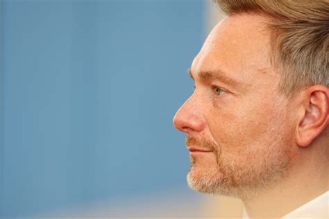 Lindner Wirbt Bei Fdp Mitgliedern Für Fortsetzung Der Ampelkoalition