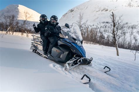 Snowmobiles – The Scooter of the North | Norwegian Travel