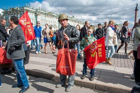 В каске фото - 9 мая, День Победы - Фотографии и путешествия © Андрей ...
