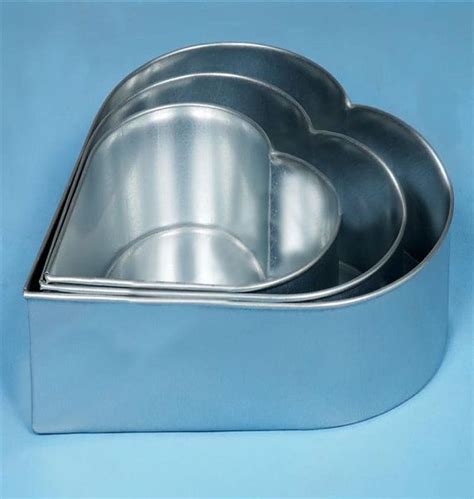 3 Tier Heart Shaped Wedding Cake Tins 81012 By Caketinstore £2500