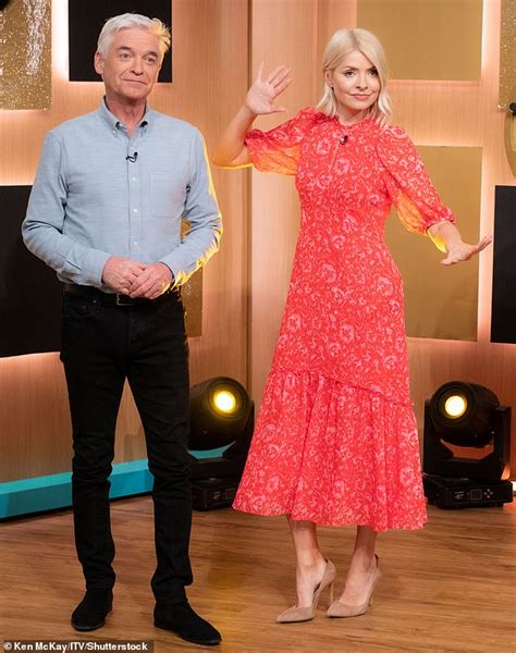 Phillip Schofields Statement In Full As He Admits Affair With Young