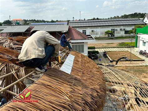 thi cong nha choi lop rom nhan tao tai tay ninh vat lieu nhan tao
