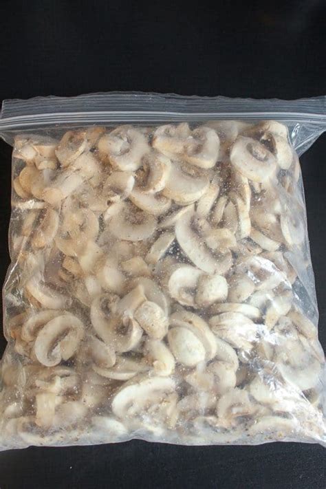 How To Freeze Mushrooms {the Super Easy Way} Complete Guide Freezing Food Guide Stuffed