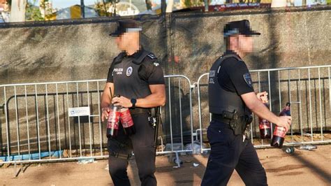 EXTREMUSIKA CÁCERES DETENIDO La Policía Local detiene en el ferial a