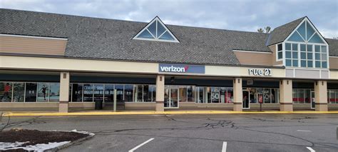 Tilton, New Hampshire: Verizon Store
