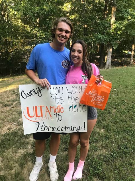 31 Cutest Homecoming Proposal Ideas To Make Them Say Yes