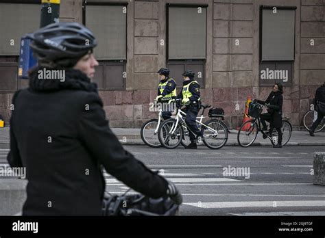 STOCKHOLM 2016-03-31 Police officers on bikes. Foto Hilda Arneback / DN ...