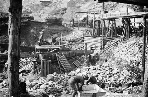 21 Photos Delivering The Visual History Of The Klondike Gold Rush