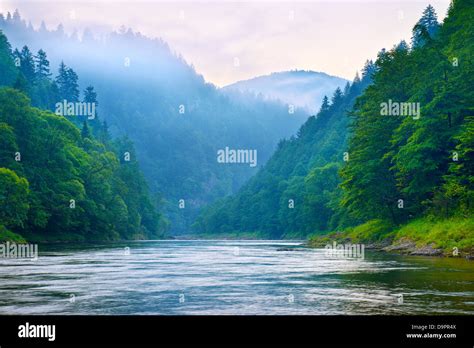 Dunajec Canyon Hi Res Stock Photography And Images Alamy