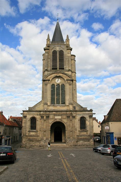 Eglise Saint Pierre Montfort Lamaury