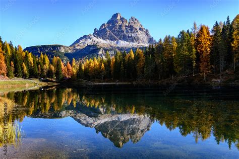 Lago Antorno Tre Cime Di Lavaredo Stock Photo Adobe Stock