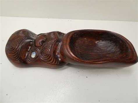 VINTAGE CARVED TIMBER TIKI STATUE NEW ZEALAND MAORI BOWL PAUA SHELL